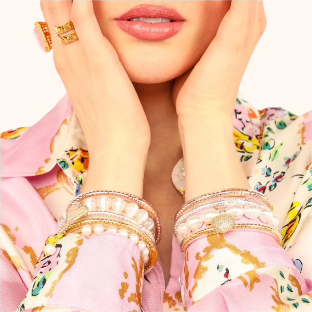 White Capiz Heart Bead Bracelet