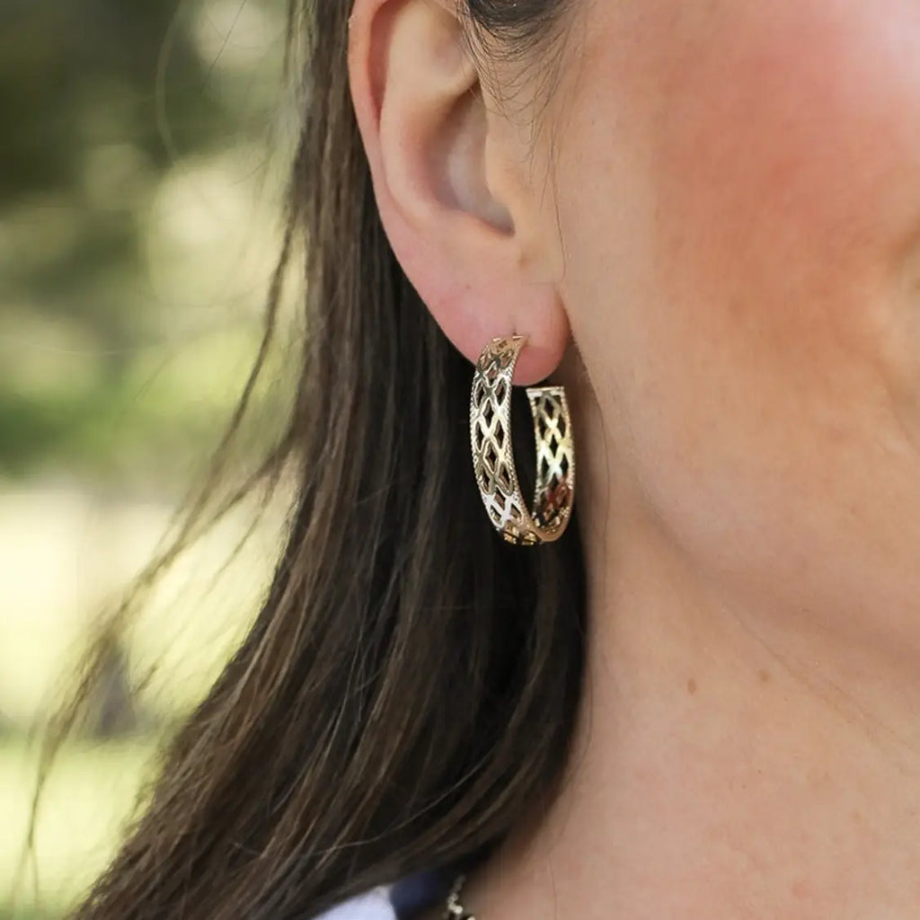 Natalie Wood Graceful Hoop Earrings - Gold