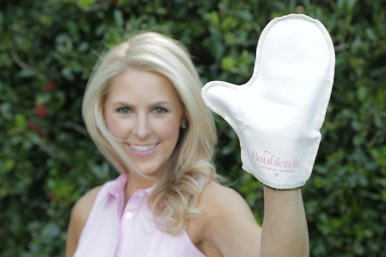 Glitzy Glove Polishing Mitt