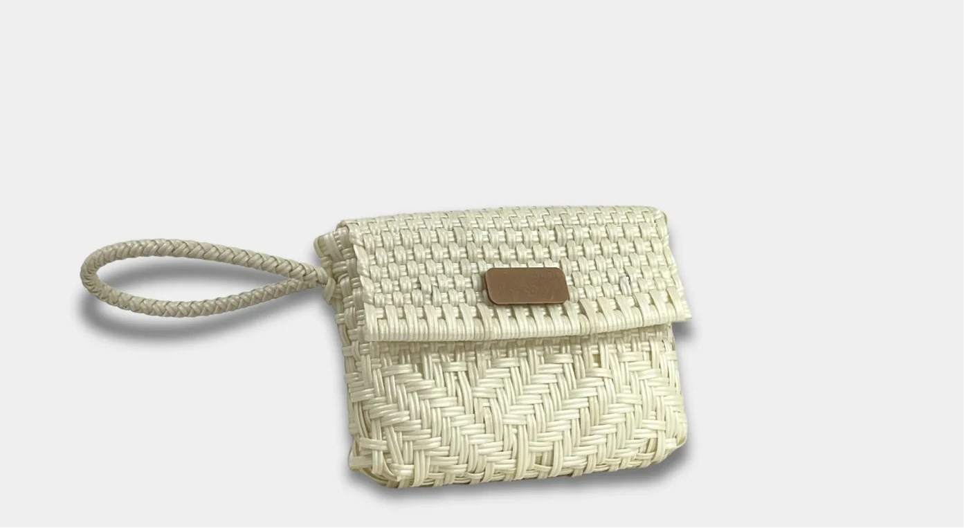 Maria Victoria Glimmer Wristlet - Pearl