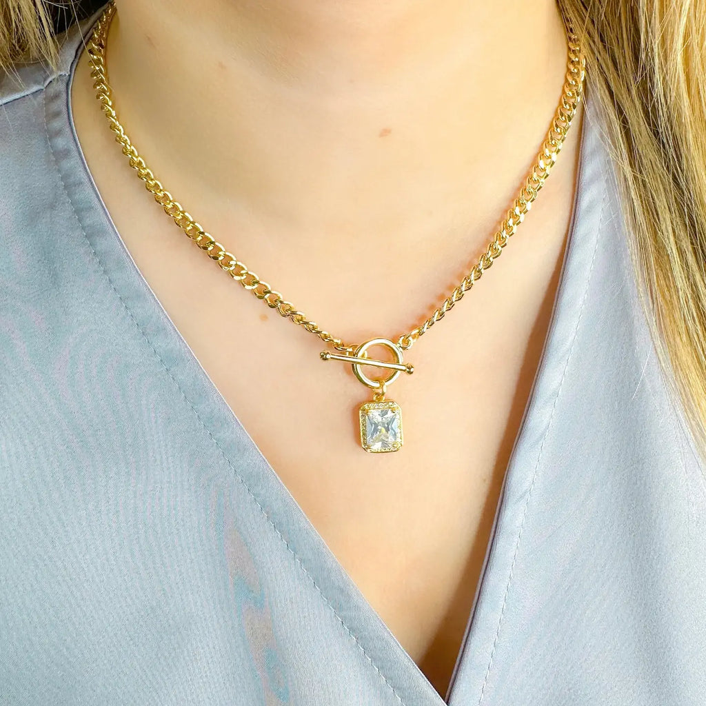 Taylor Shaye Glam Toggle Necklace