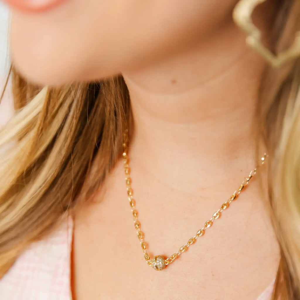 Taylor Shaye Riah Choker