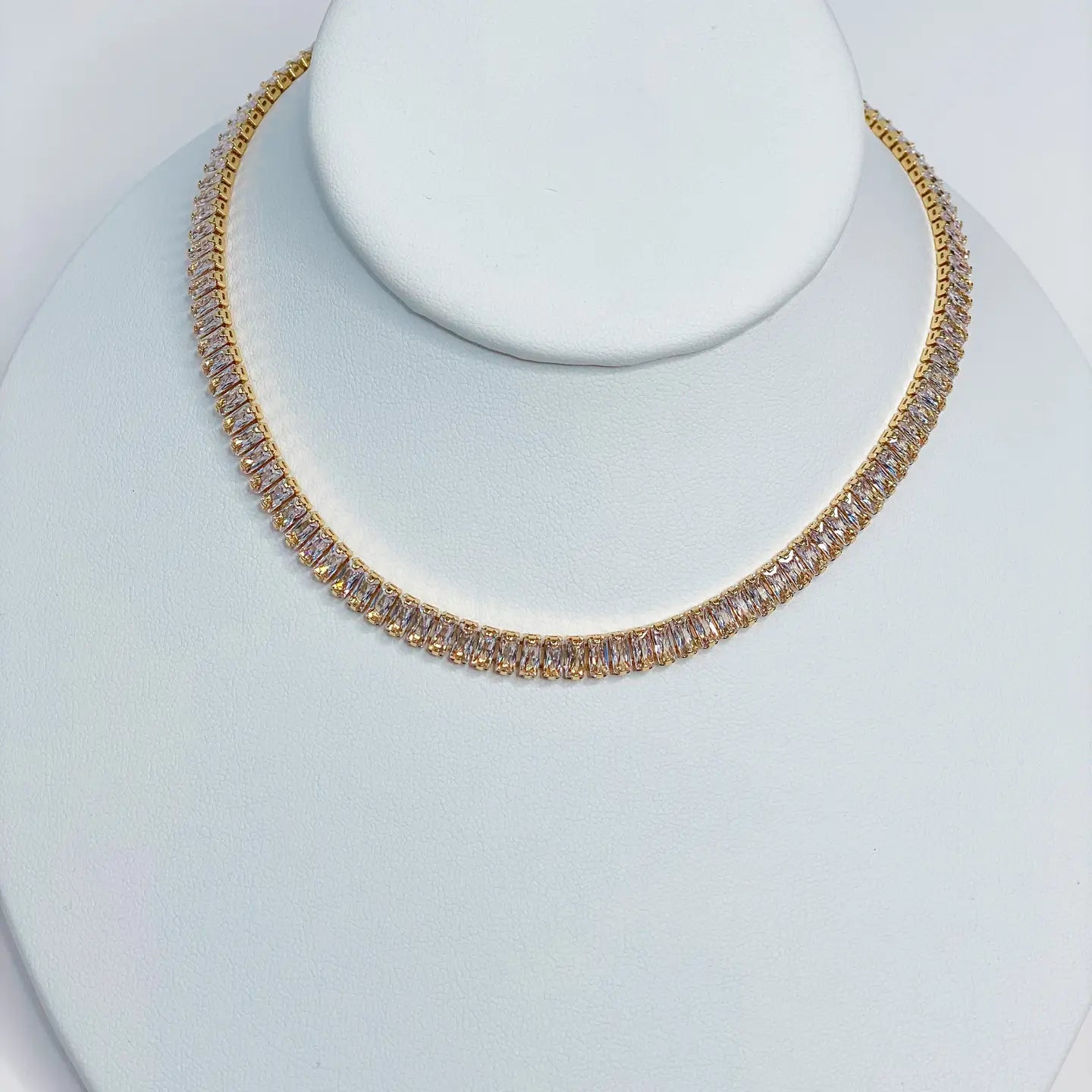 Taylor Shaye Iggy Baguette Choker