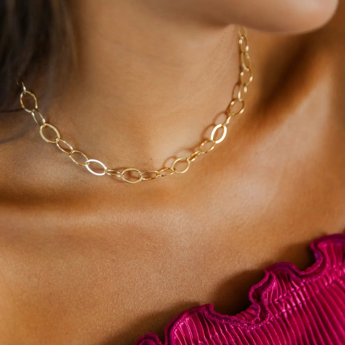Taylor Shaye Loop Chain Necklace