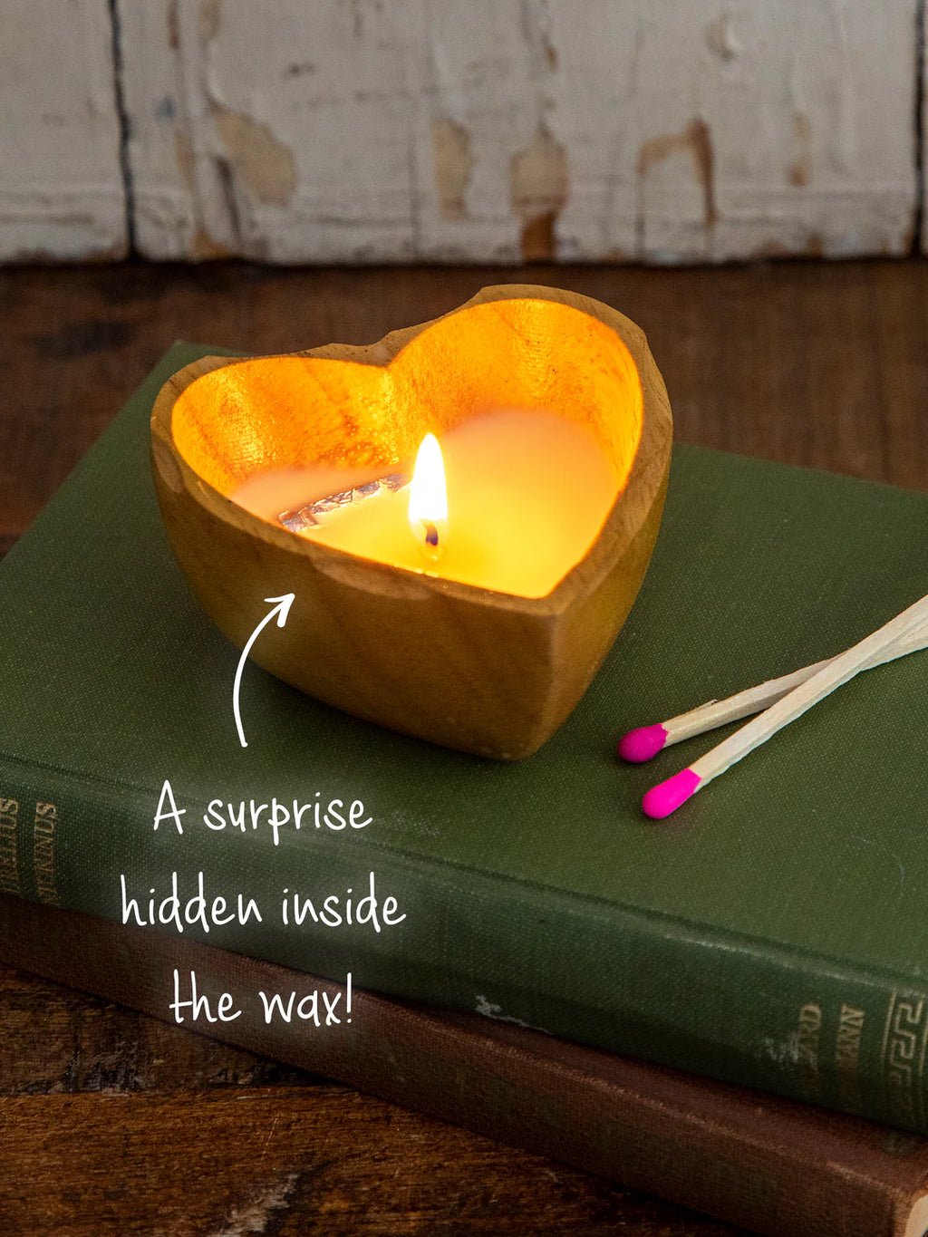 Natural Life Surprise Candle Heart Folk